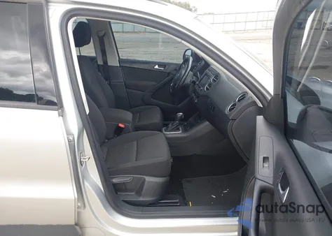 2017 Volkswagen Tiguan 2.0T/2.0T S from USA, damaged, VIN WVGAV7AX9HK042981